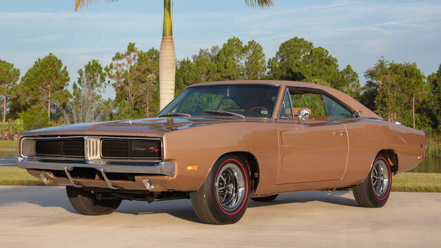 Classic American Muscles Car - 1969 Dodge Charger RT