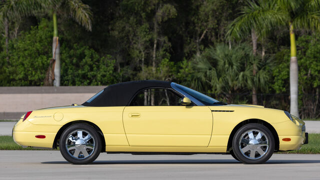 2002 Ford Thunderbird