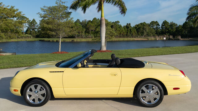 2002 Ford Thunderbird